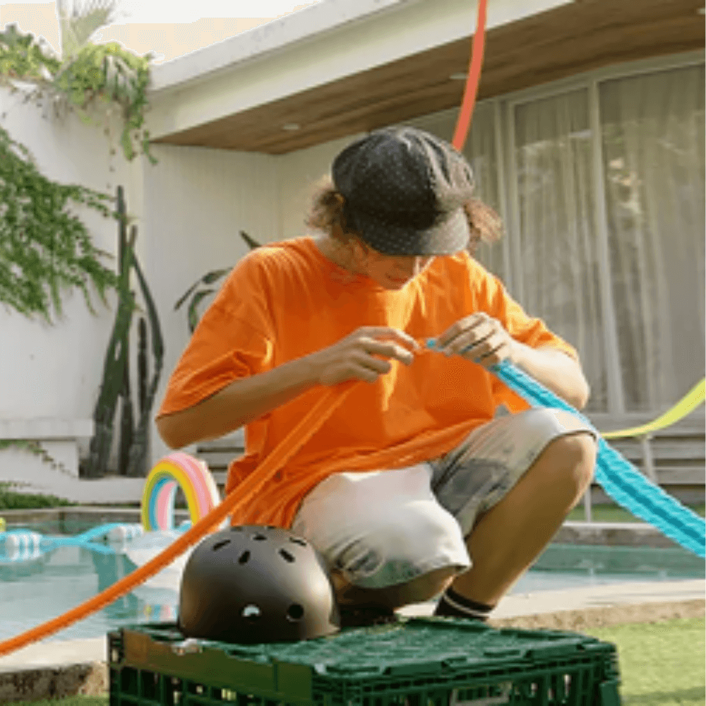 Dino-Race Track: Anti-Gravity Racing Fun